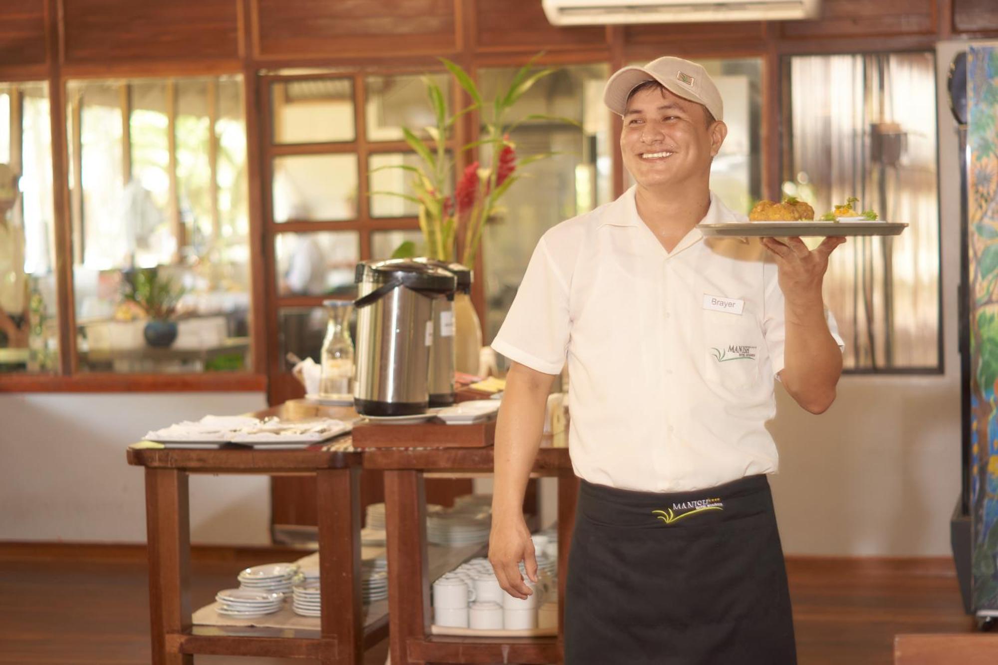 Manish Hotel Ecologico Pucallpa Exteriör bild
