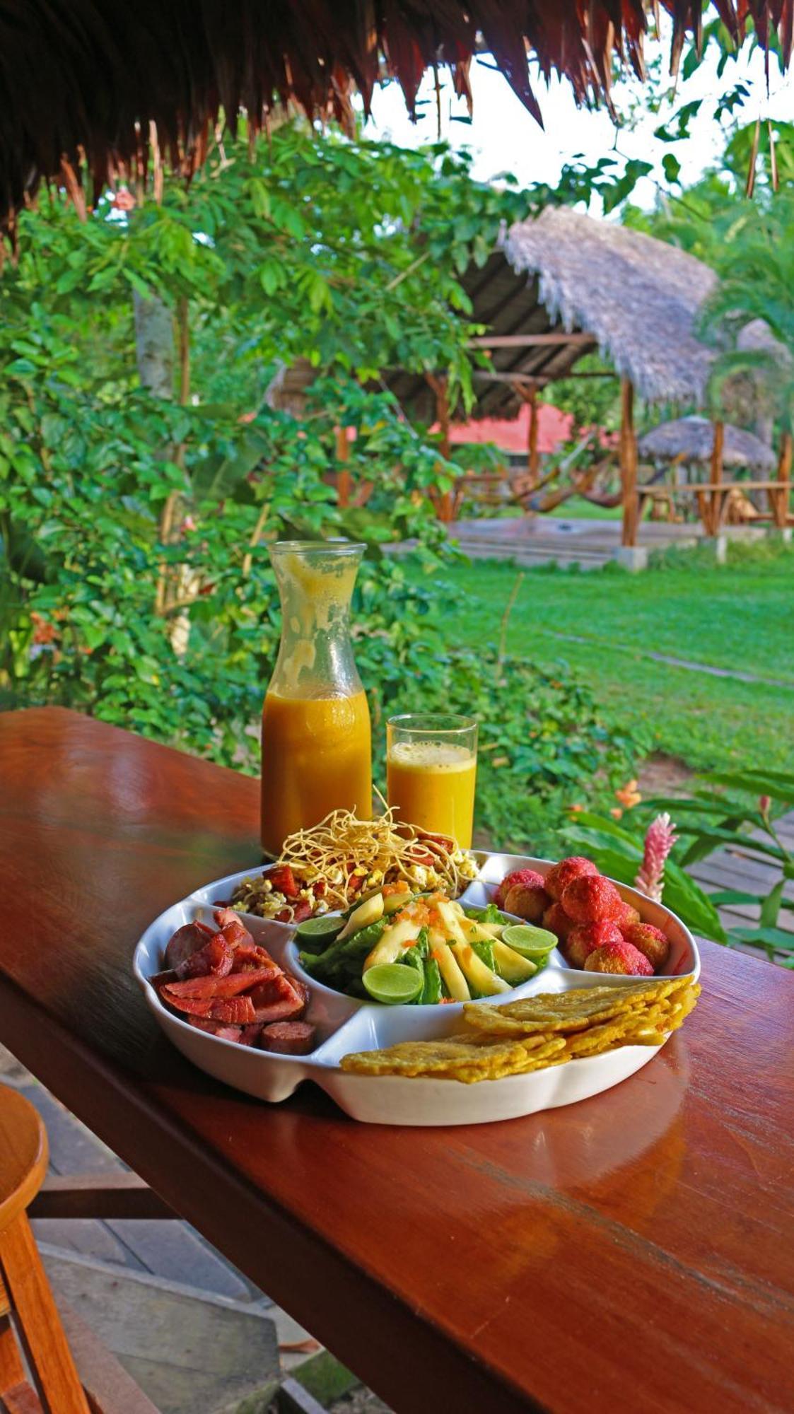 Manish Hotel Ecologico Pucallpa Exteriör bild