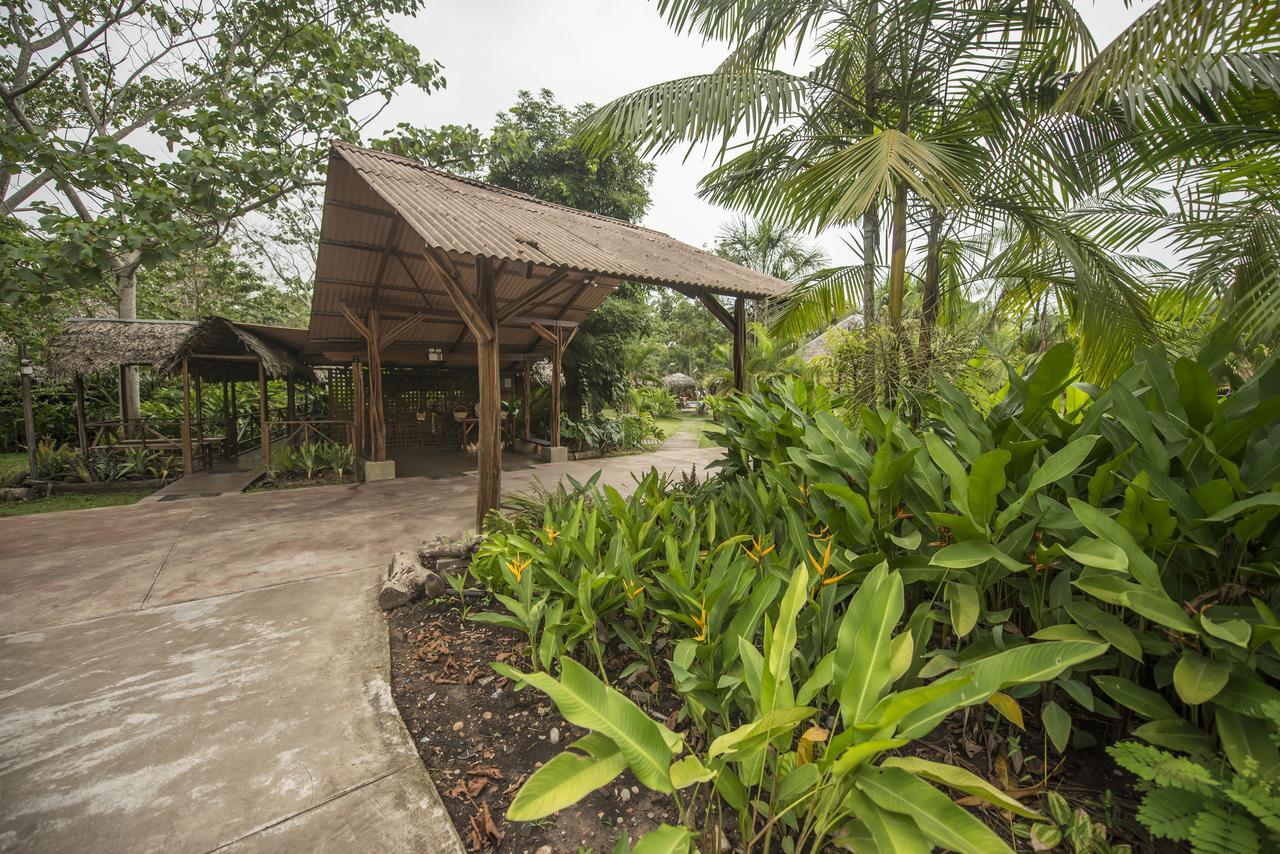 Manish Hotel Ecologico Pucallpa Exteriör bild
