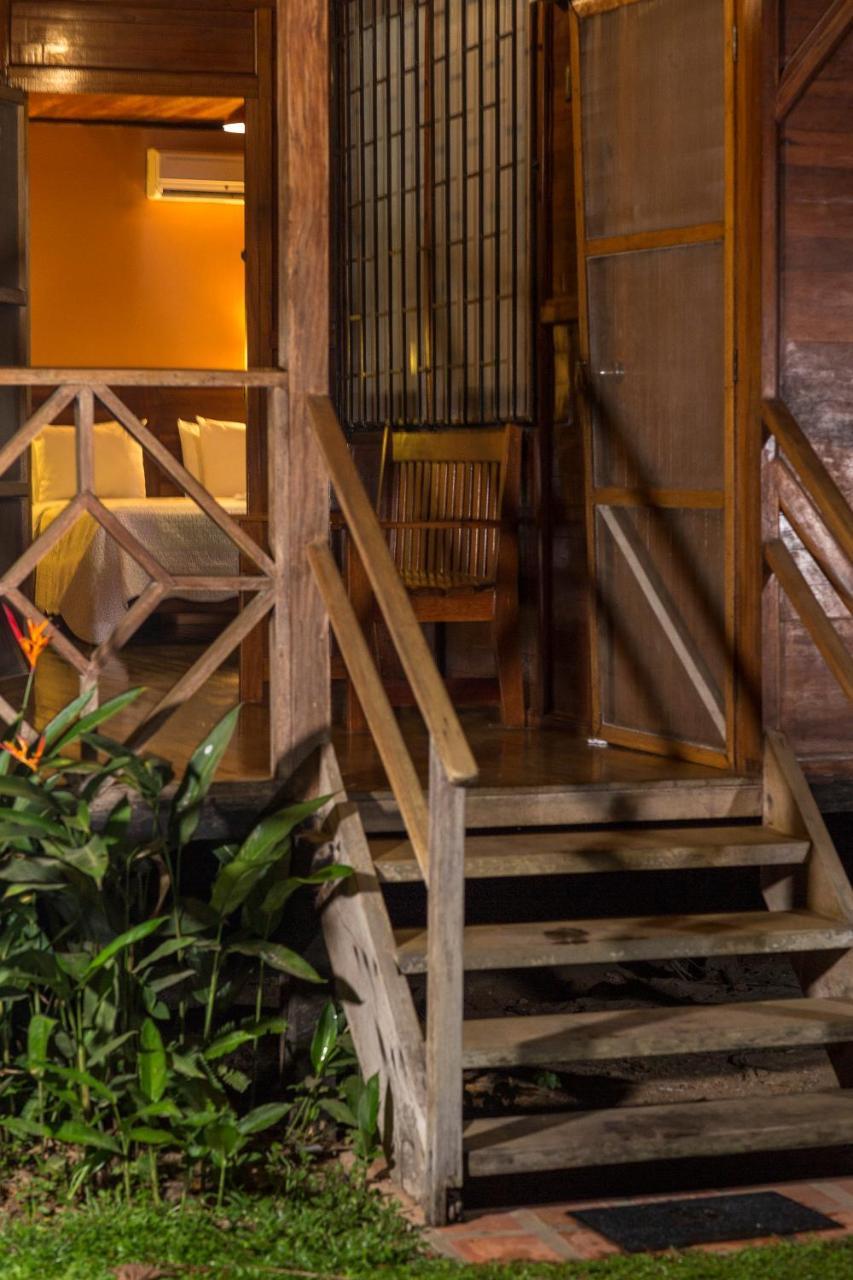 Manish Hotel Ecologico Pucallpa Exteriör bild